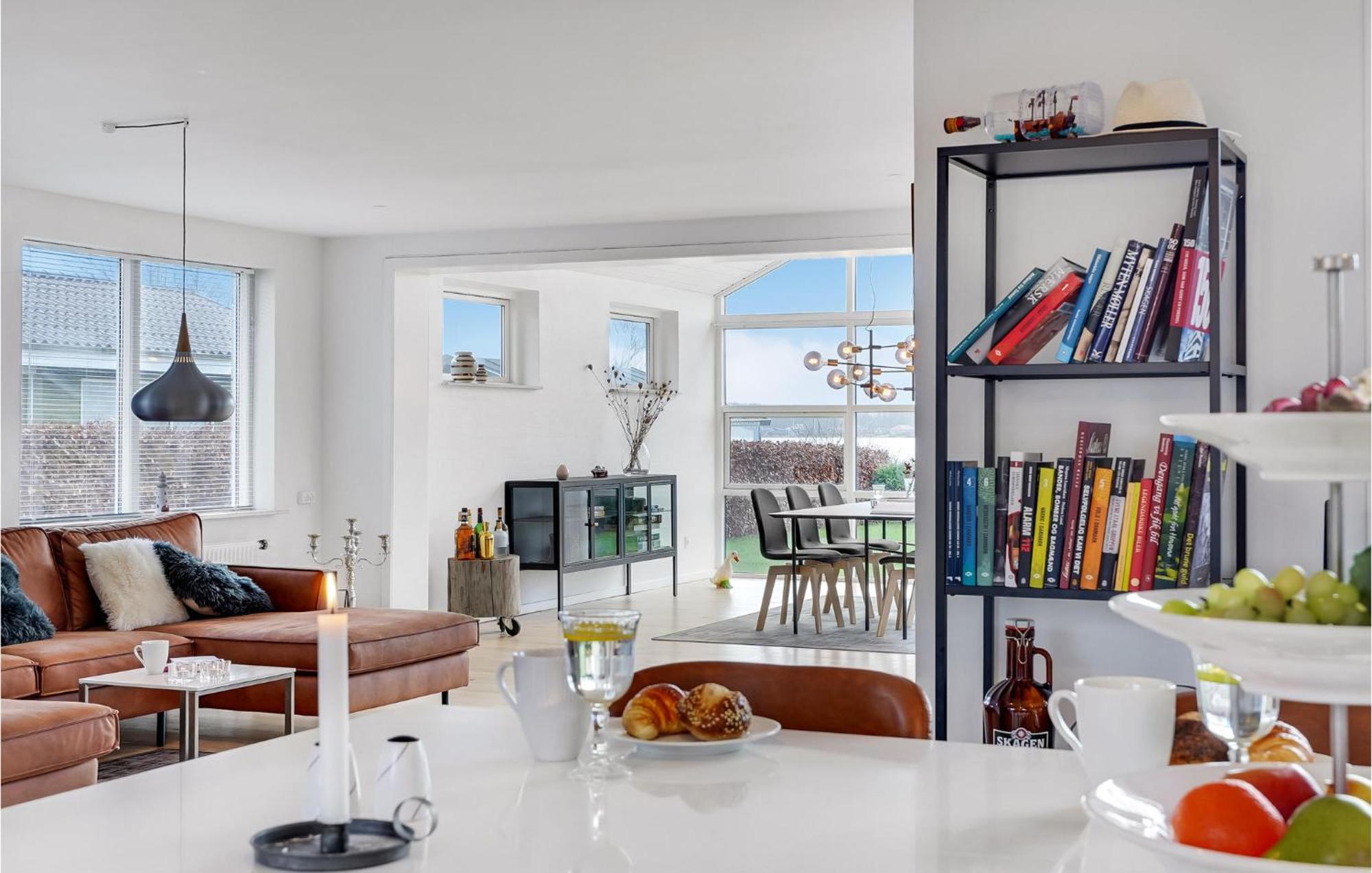Gorgeous Home In Sunds With Kitchen Εξωτερικό φωτογραφία
